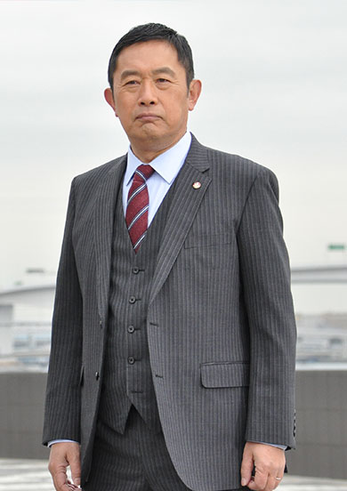 内藤剛志の着用シーン