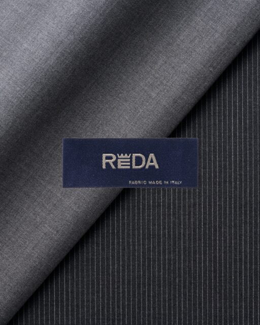 -SUIT FABRIC COLLECTION- スーツの印象を左右する、生地。 その一枚一枚には、素材や織り、質感など